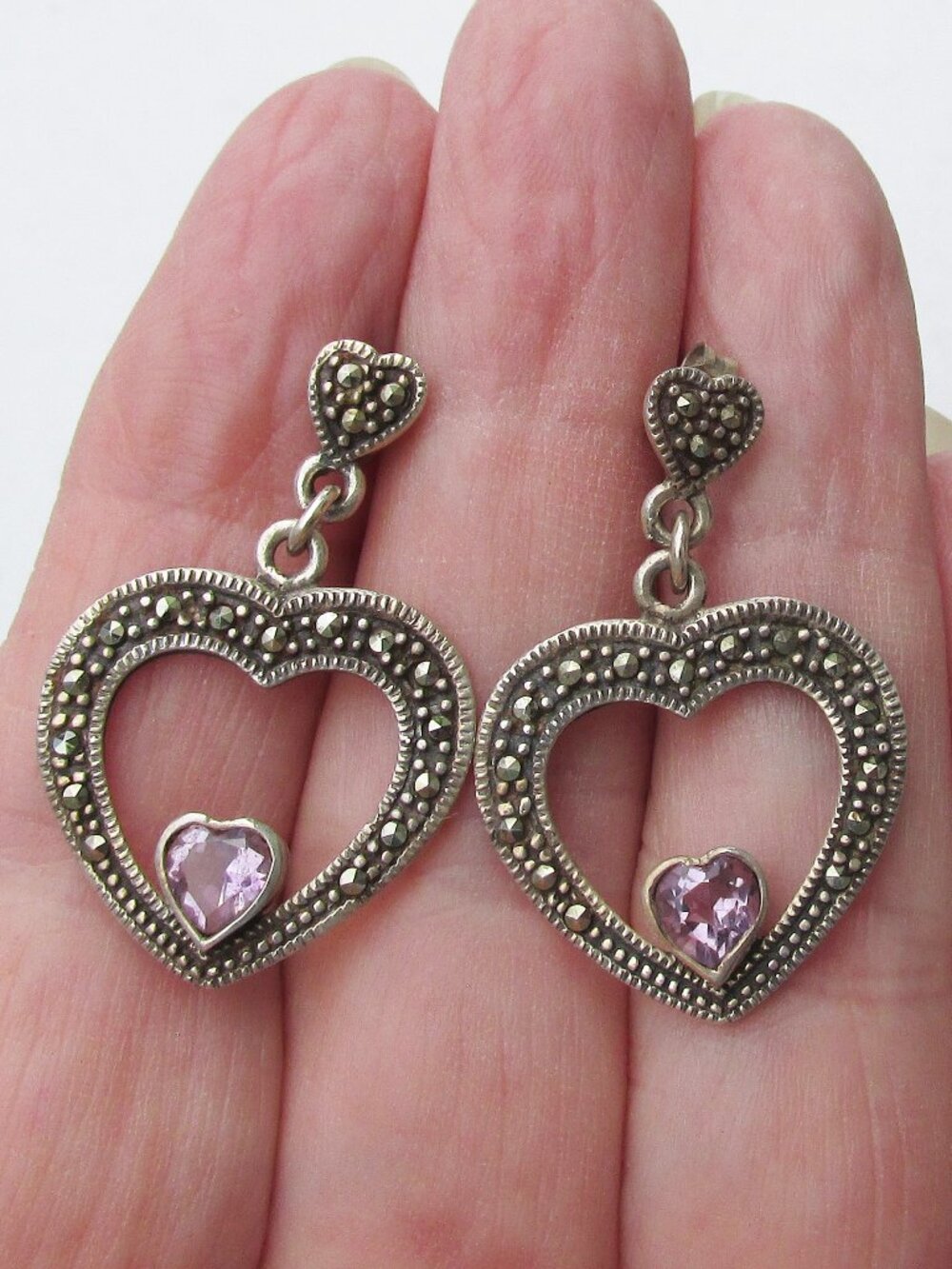 Vintage 1980s Sterling Silver Marcasite Amethyst HEART Dangle Earrings